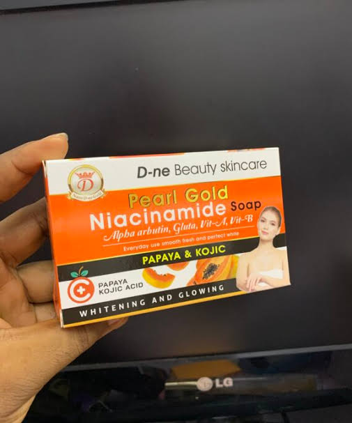 Pearl Gold Niacinamide Soap